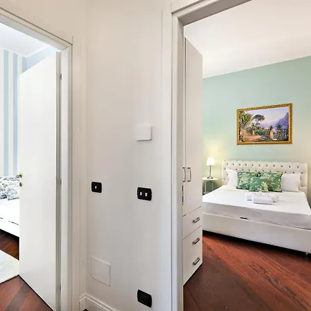 Apartamento Three-room In Center *