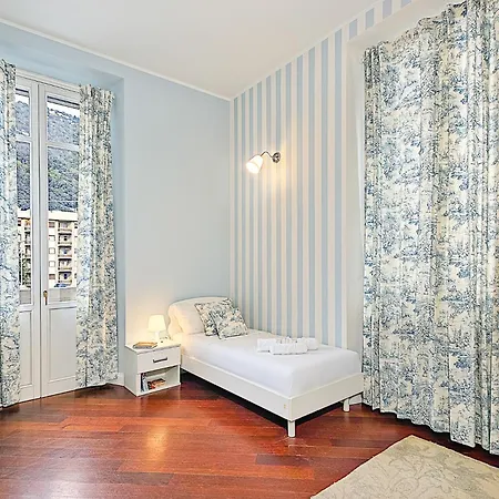 Three-room In Center Apartamento *