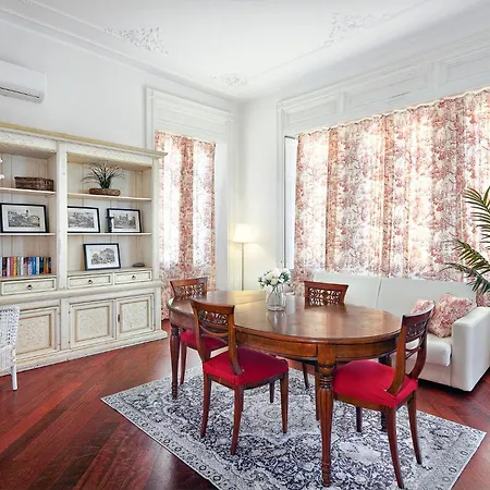 Three-room In Center * Como